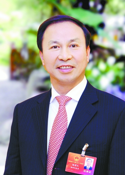 湖南14个市州委书记、市州长展望2013年