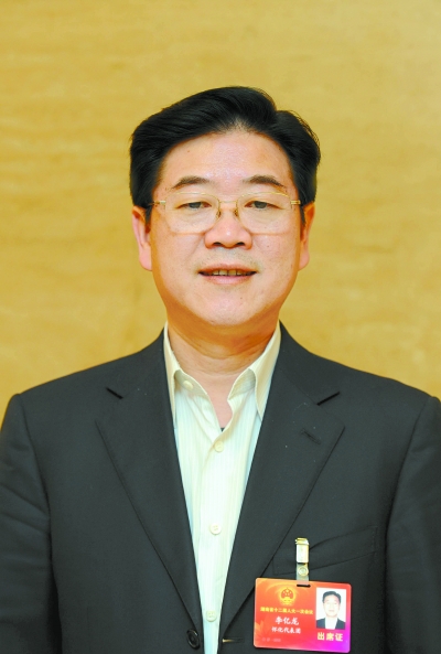 湖南14个市州委书记、市州长展望2013年