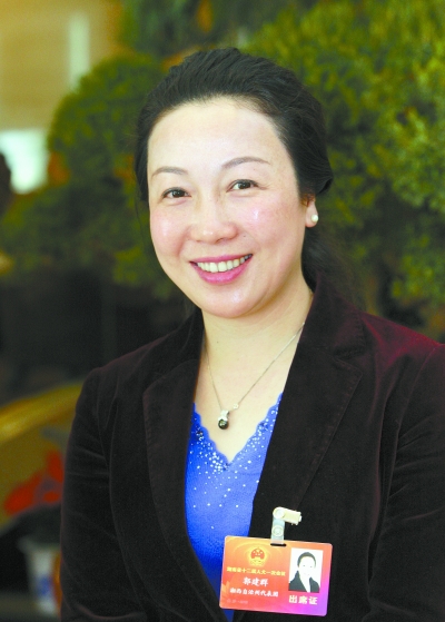 湖南14个市州委书记、市州长展望2013年