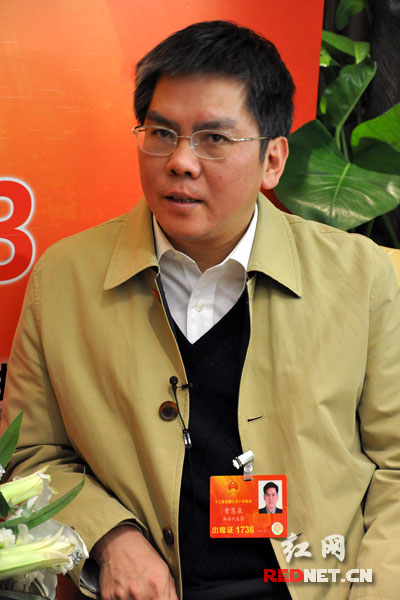 (曹慧泉对于发展湖南水运物流的迫切深有感触)